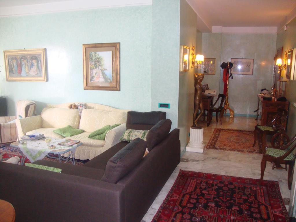 Cavaliere Pensión 3*